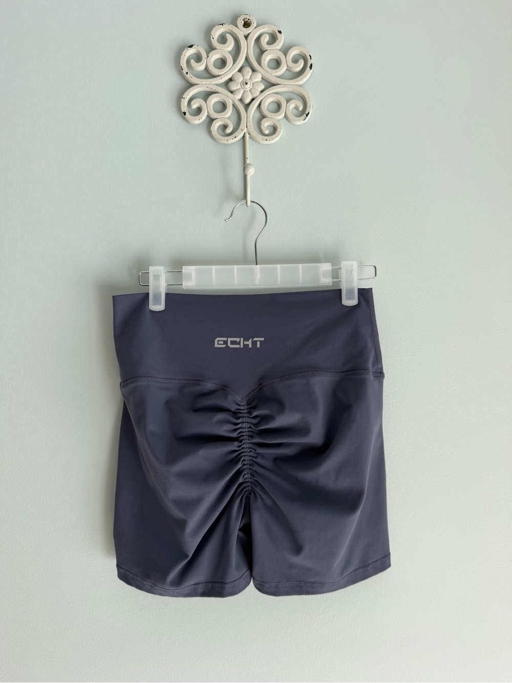Echt Steel Blue High waist Booty Scrunch Bike Shorts. Women’s large.